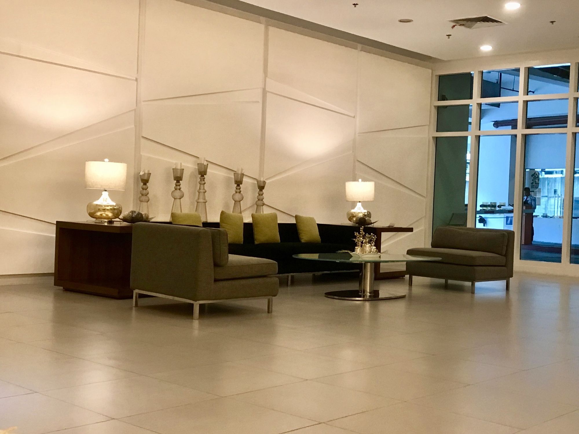 The Beacon Serviced Residences Makati City Dış mekan fotoğraf